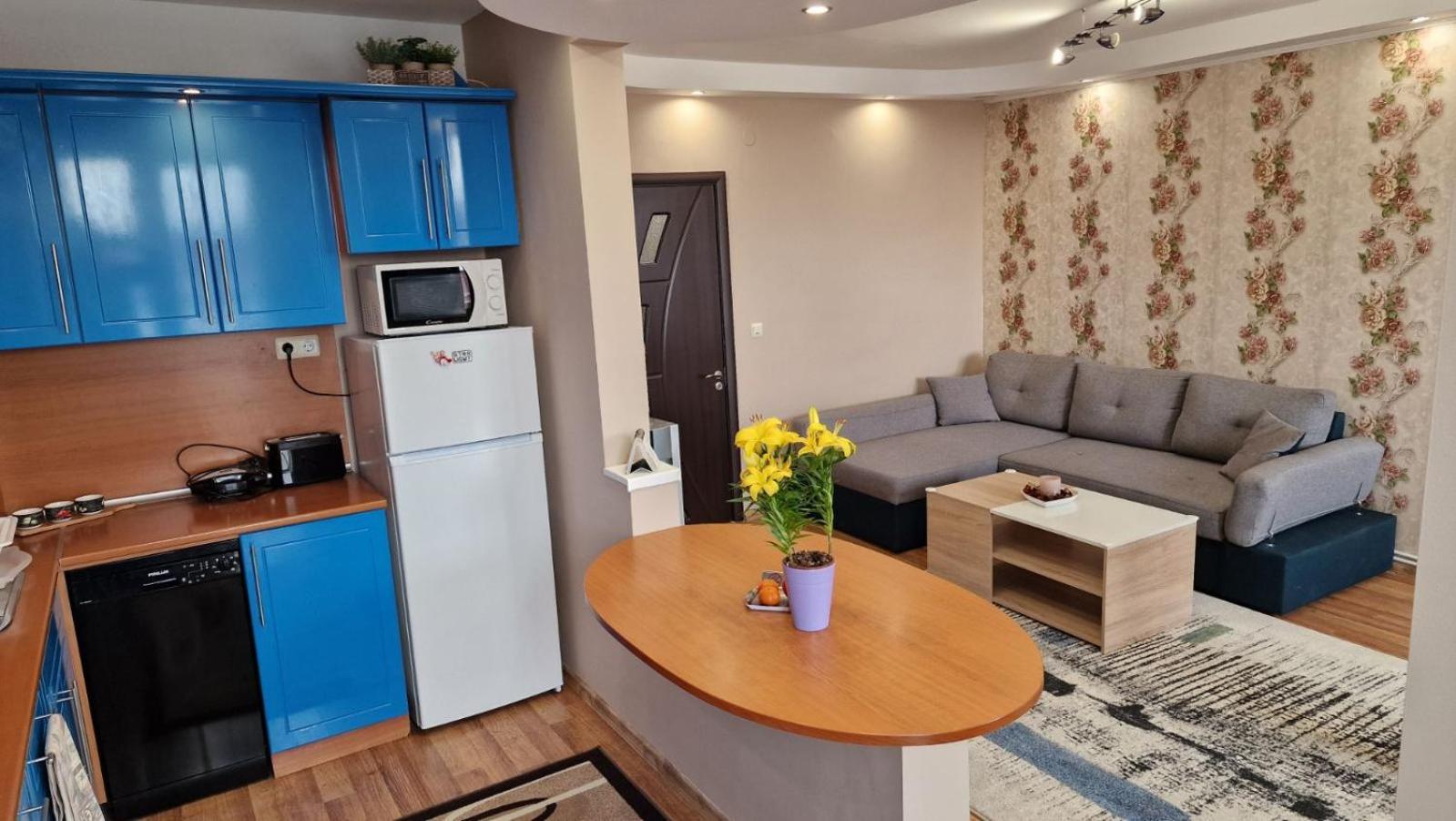 שומן Boutique Apartment Jana מראה חיצוני תמונה