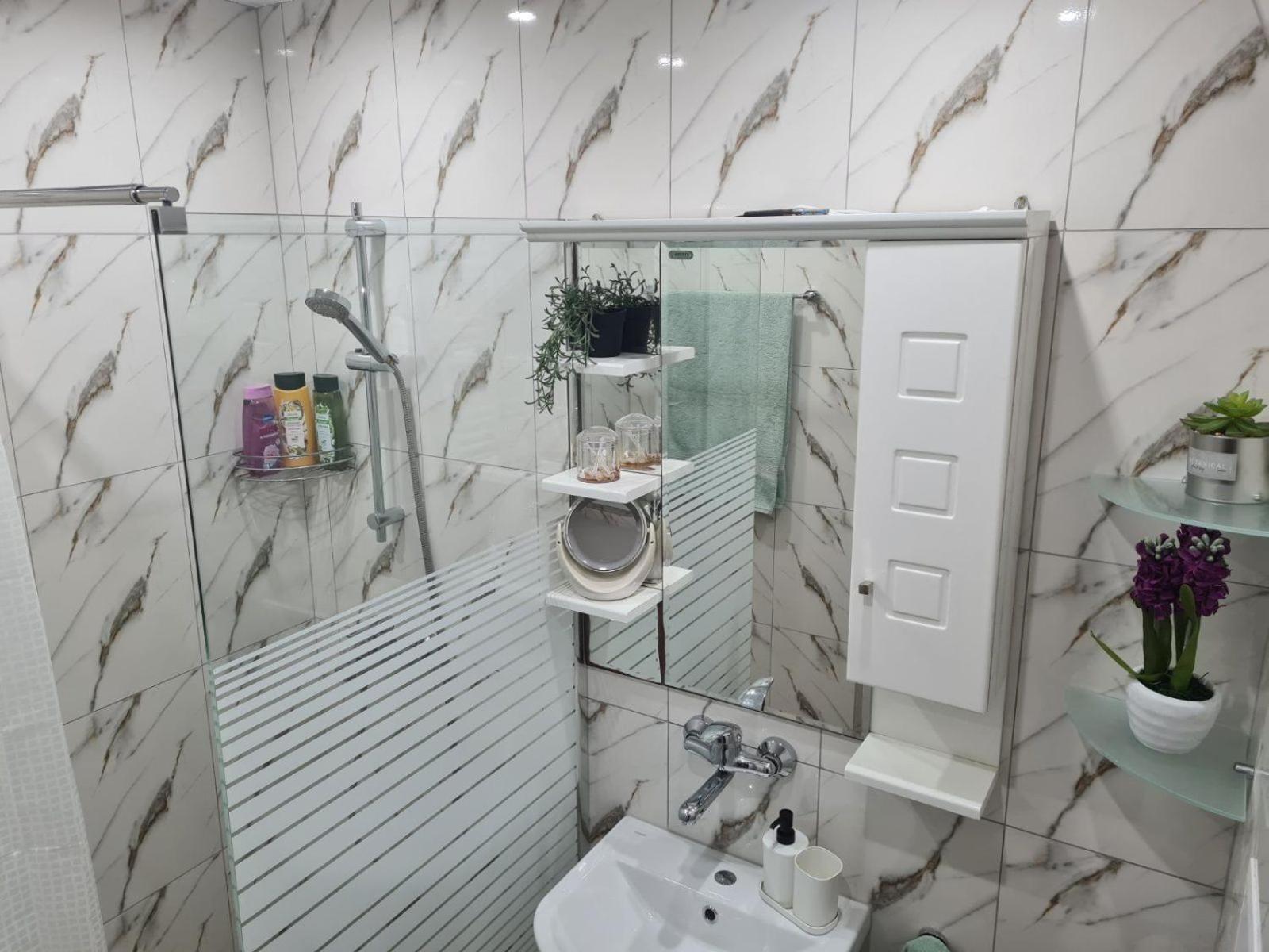 שומן Boutique Apartment Jana מראה חיצוני תמונה